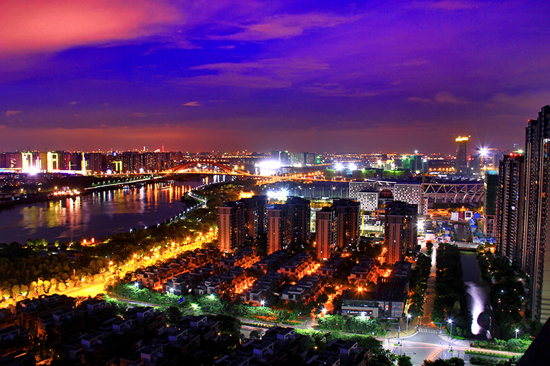 市升级办影像大赛2013年 优胜奖 佛山新城（作者：冷雨飘扬）