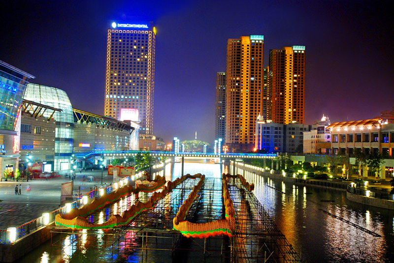 市升级办影像大赛2012年 特等奖 保利水城之夜(作者：山歌)