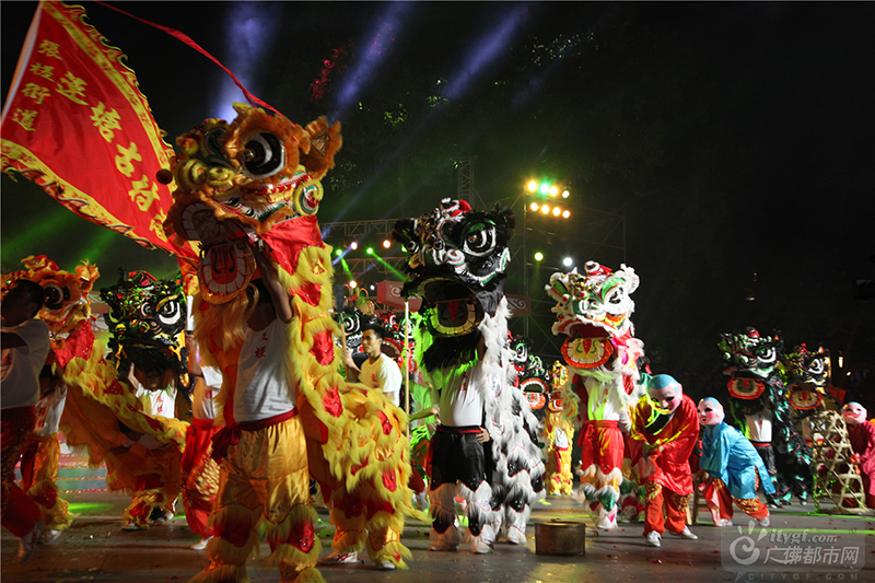 佛山醒狮肯定少不了。广佛都市网记者陈智杰摄