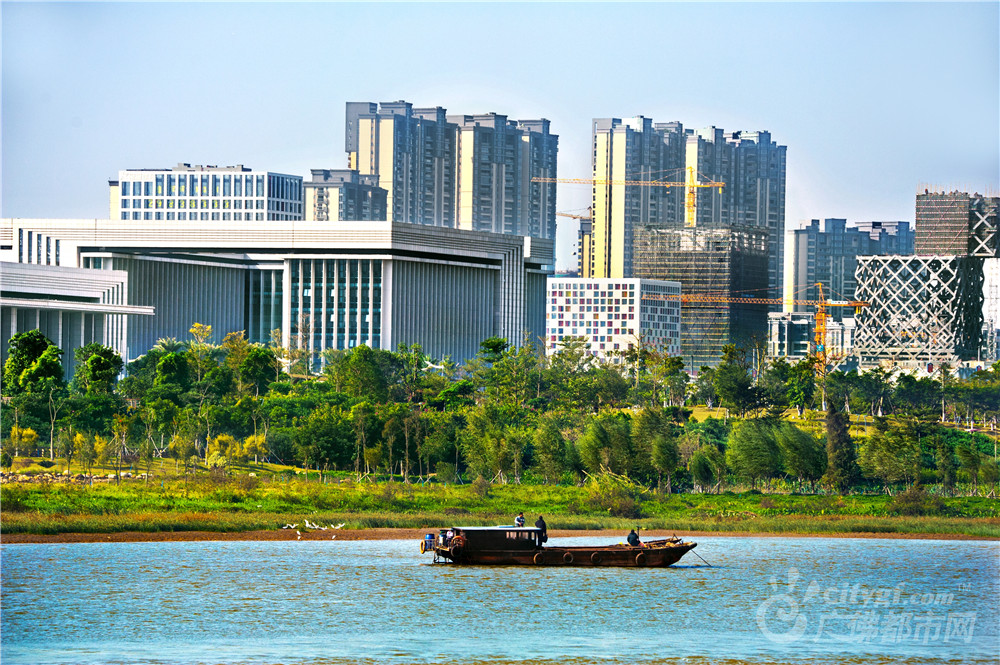 绿色禅城绿色禅城（摄于东平河岸） 作者：山歌