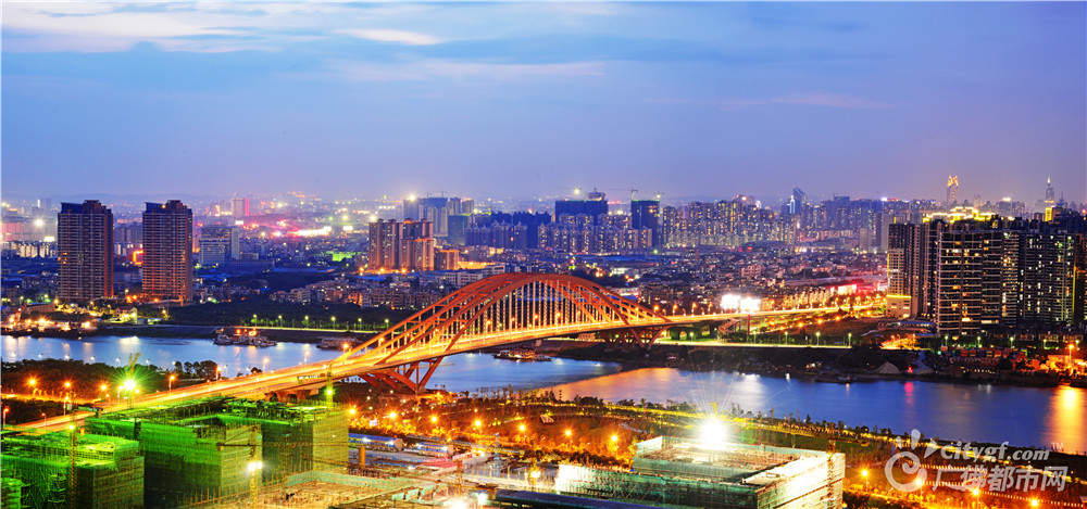 佛山新城东平大桥 作者：陈狄青